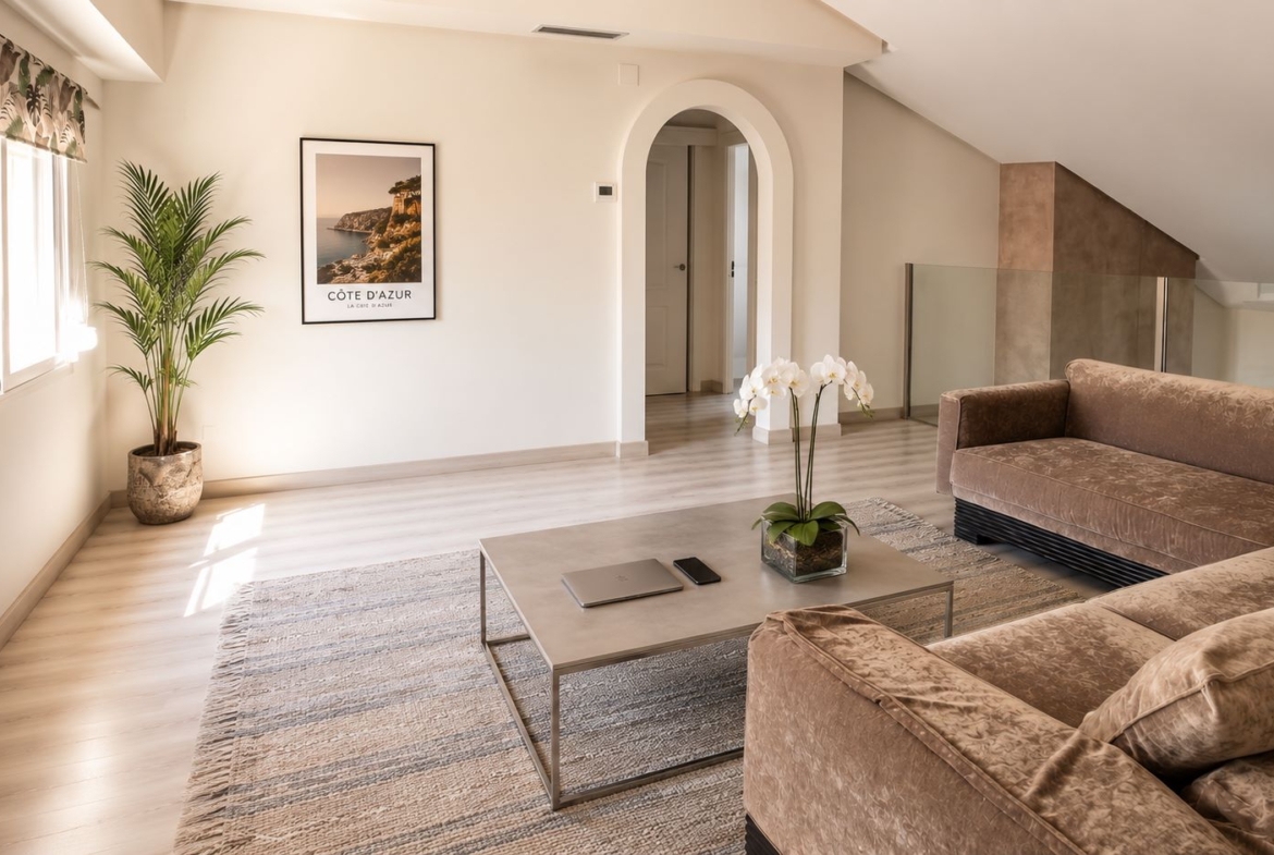 Seafront Duplex Penthouse with Private Pool Terrace | Dénia Marina