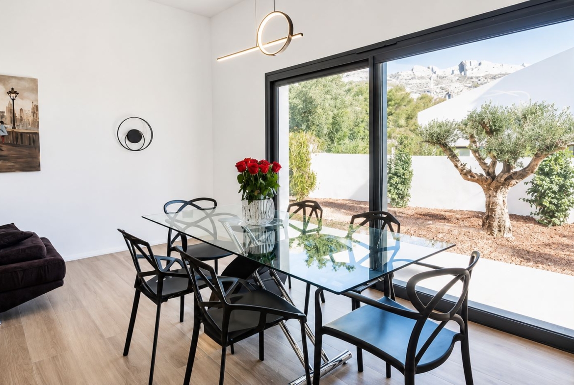 Contemporary villa with single-level living | Santa Clara, Altea