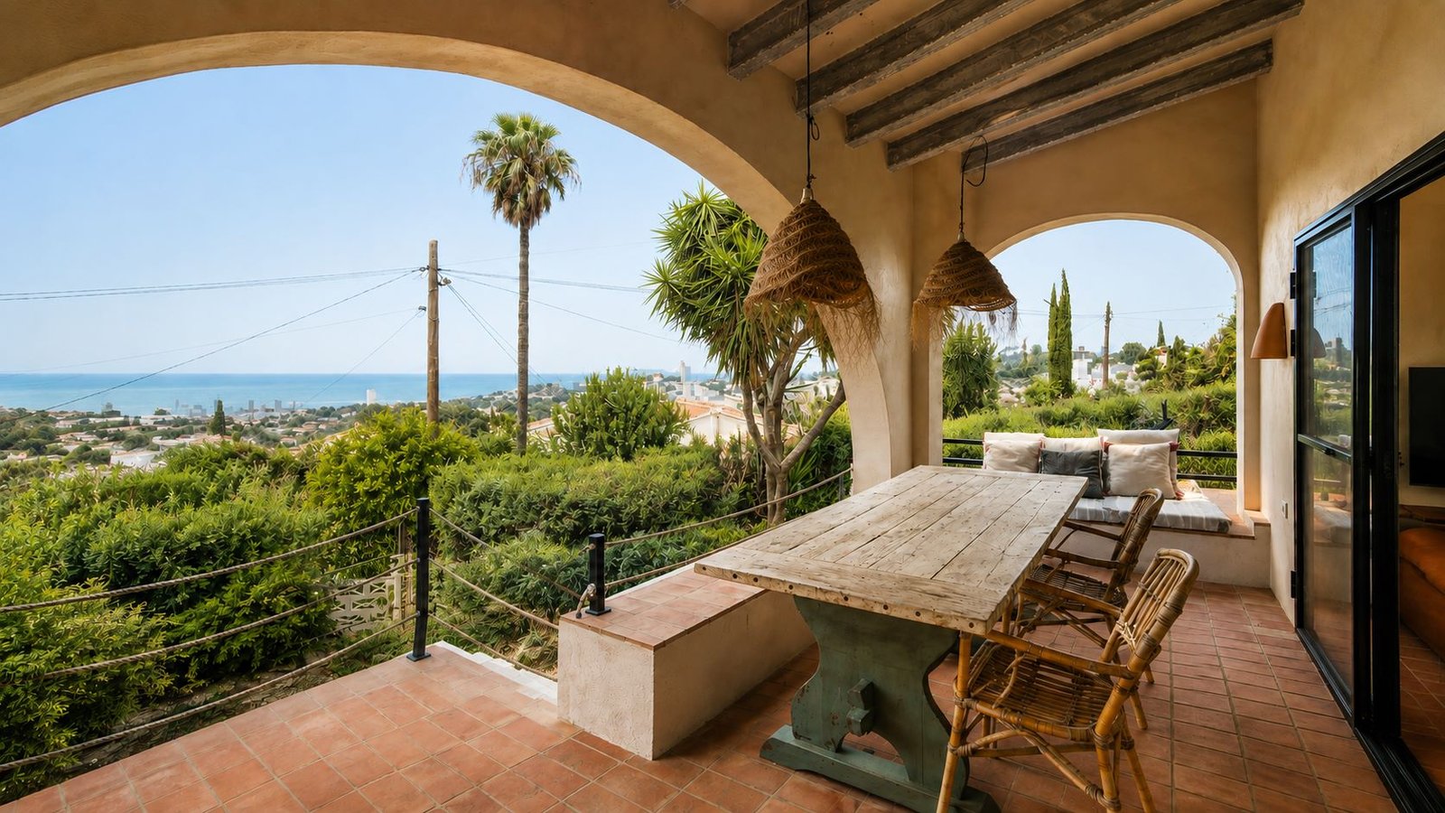 Single-storey 3-bedroom villa for sale in Montgó, Dénia, with sea views