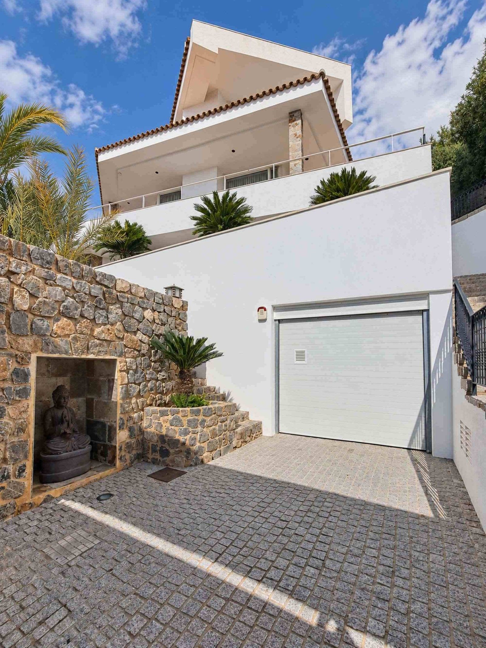 7-bedroom villa for sale in Sierra de Altea with panoramic sea views