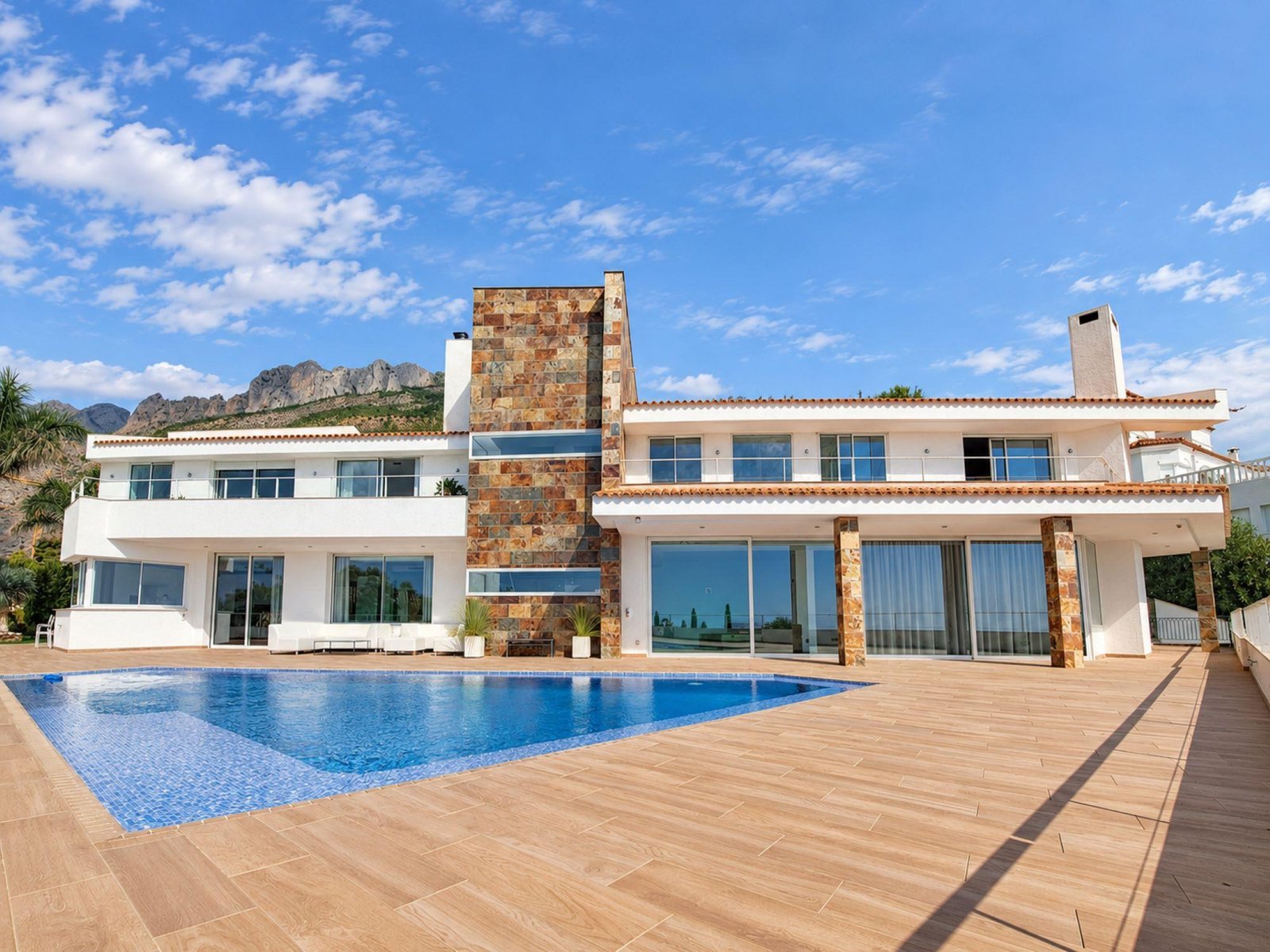 7-bedroom villa for sale in Sierra de Altea with panoramic sea views