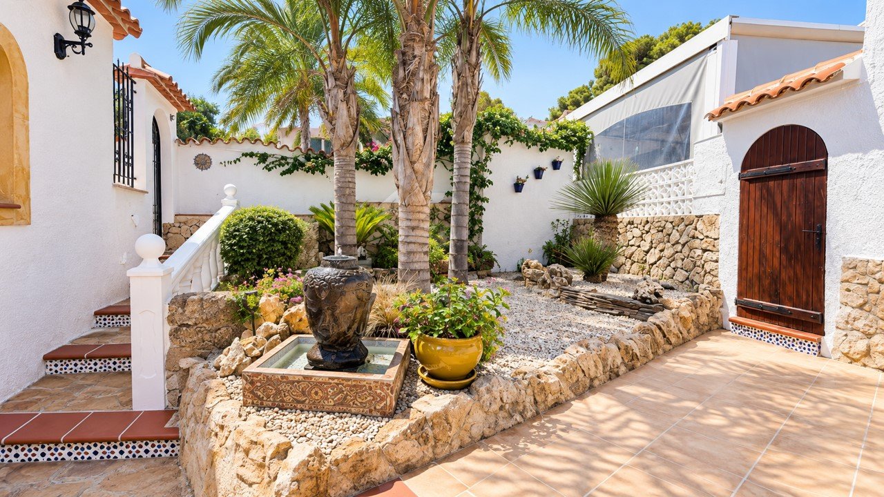 3-bedroom villa for sale in Balcón al Mar, Jávea, with private pool