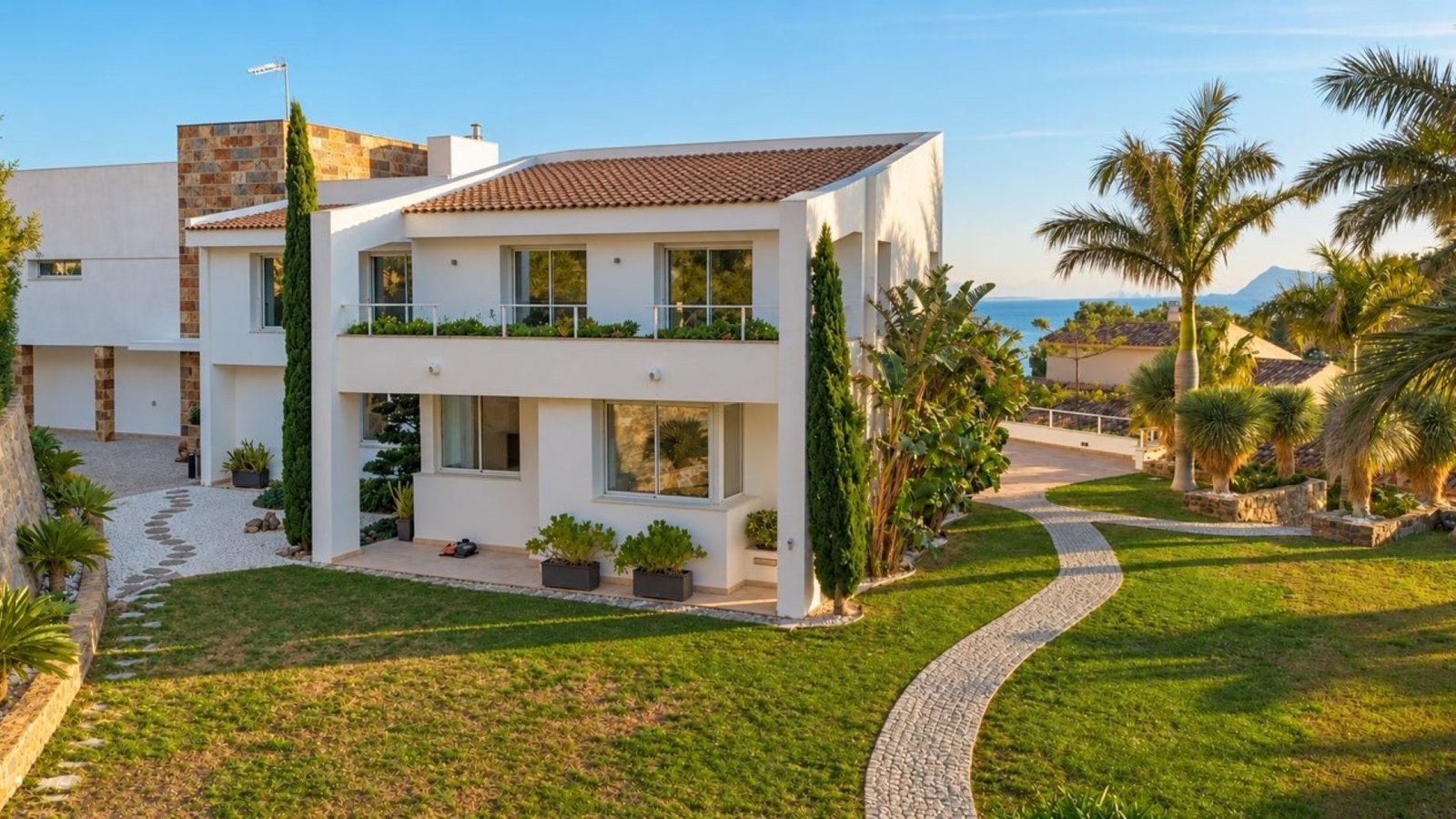 7-bedroom villa for sale in Sierra de Altea with panoramic sea views