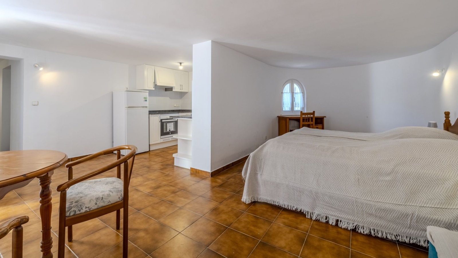 6-bedroom villa for sale in San Nicolás, Dénia, with two independent studios