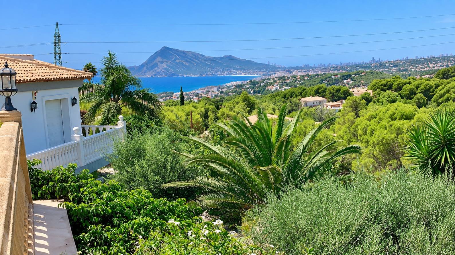 Mediterranean 3-bedroom villa for sale in La Galera, Altea, with private pool