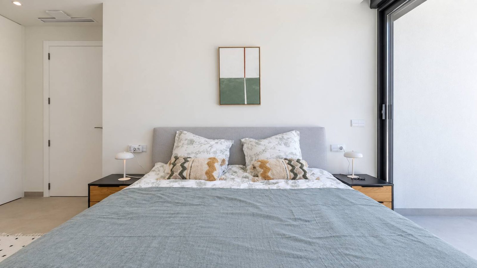 Contemporary 3-bedroom villa for sale in Portitxol, Jávea, with 12-metre heated pool