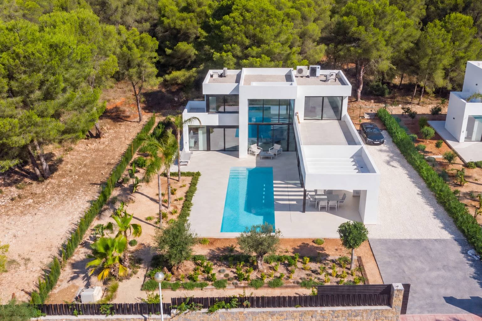 Contemporary 3-bedroom villa for sale in Portitxol, Jávea, with 12-metre heated pool