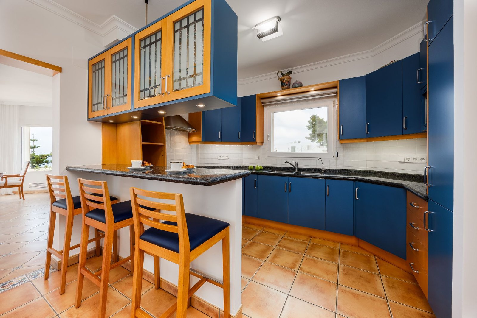 Villa for sale in El Montgó, Dénia, with infinity pool and panoramic sea views
