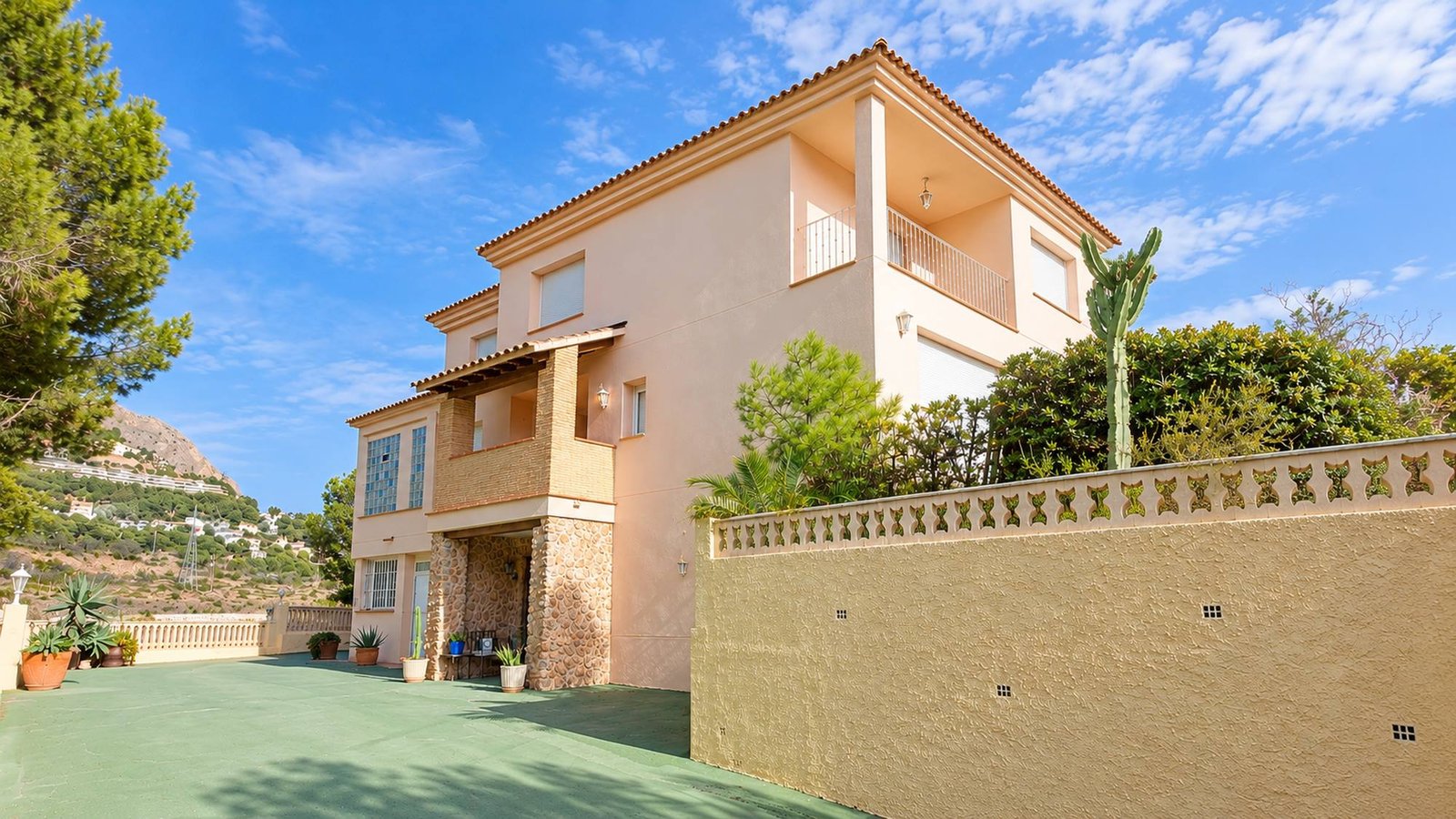 4-Bedroom Villa for Sale in Mascarat, Altea | Sea Views