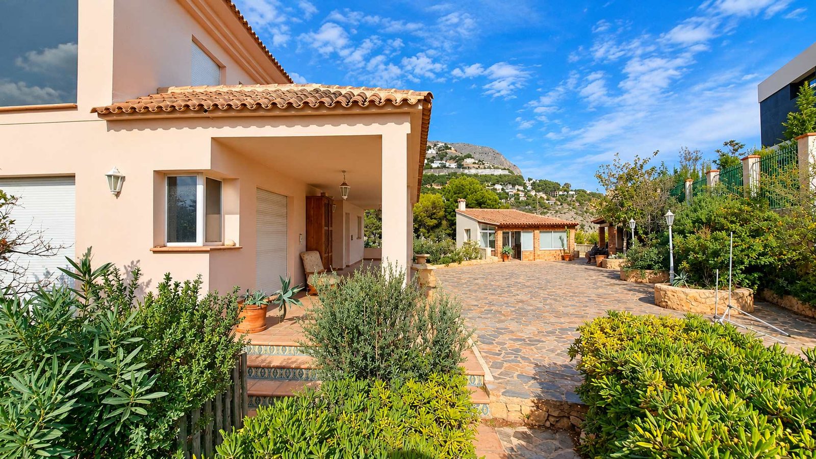 4-Bedroom Villa for Sale in Mascarat, Altea | Sea Views