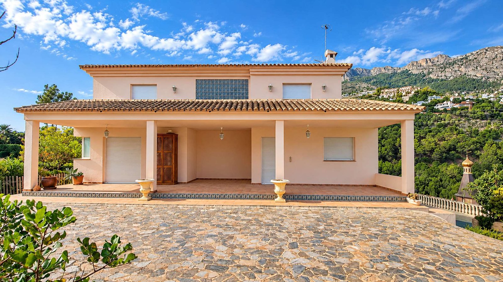 4-Bedroom Villa for Sale in Mascarat, Altea | Sea Views
