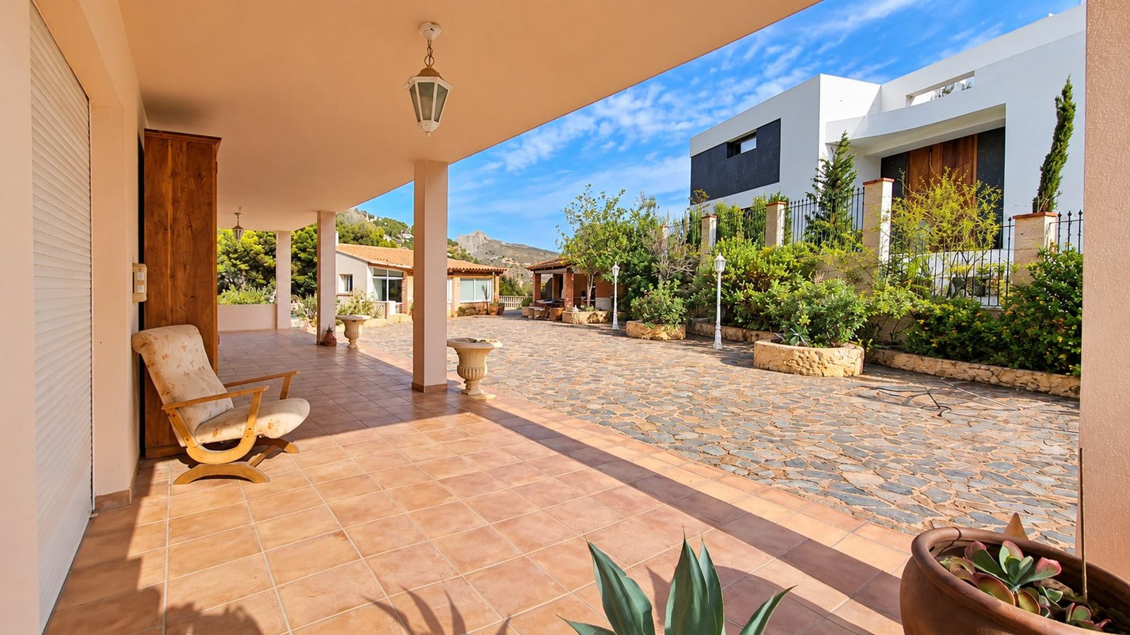 4-Bedroom Villa for Sale in Mascarat, Altea | Sea Views